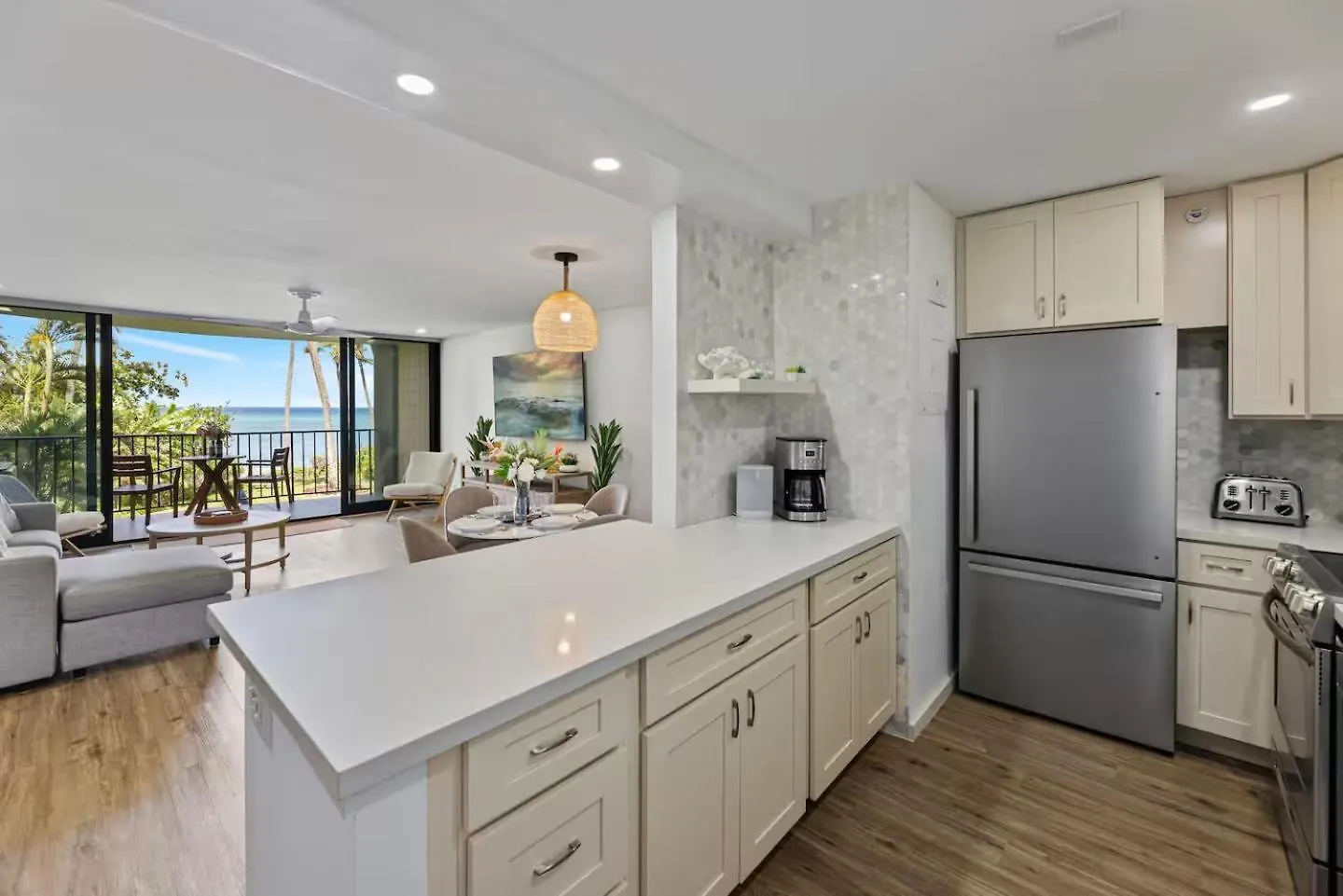 Luxe Oceanfront Escape, Ocean Views With Ac Comfort Kahana